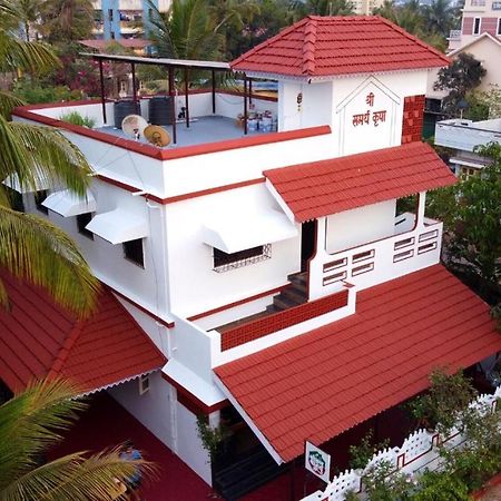 Gayatri Homestay Ratnāgiri Eksteriør billede