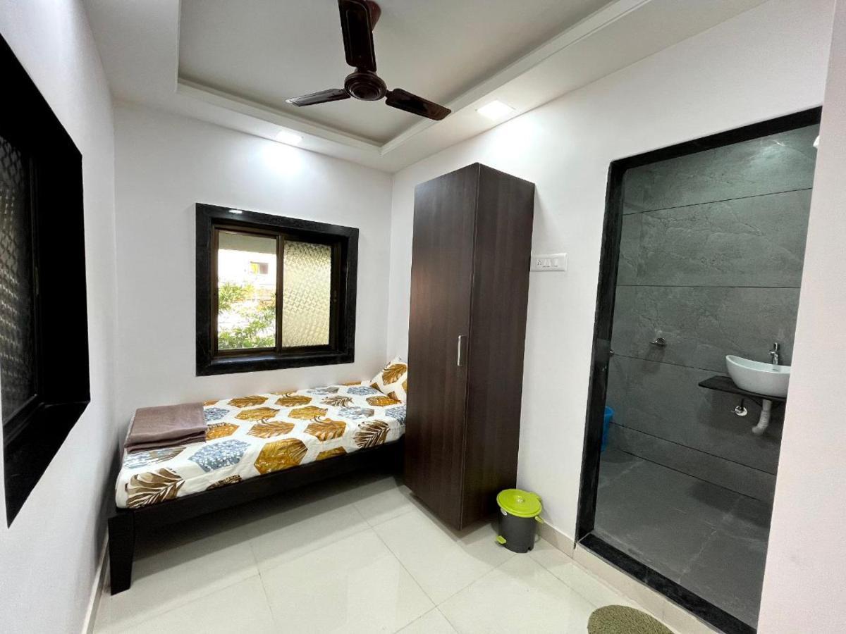 Gayatri Homestay Ratnāgiri Eksteriør billede