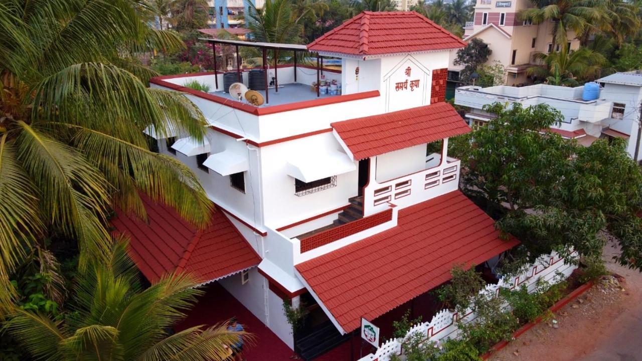 Gayatri Homestay Ratnāgiri Eksteriør billede
