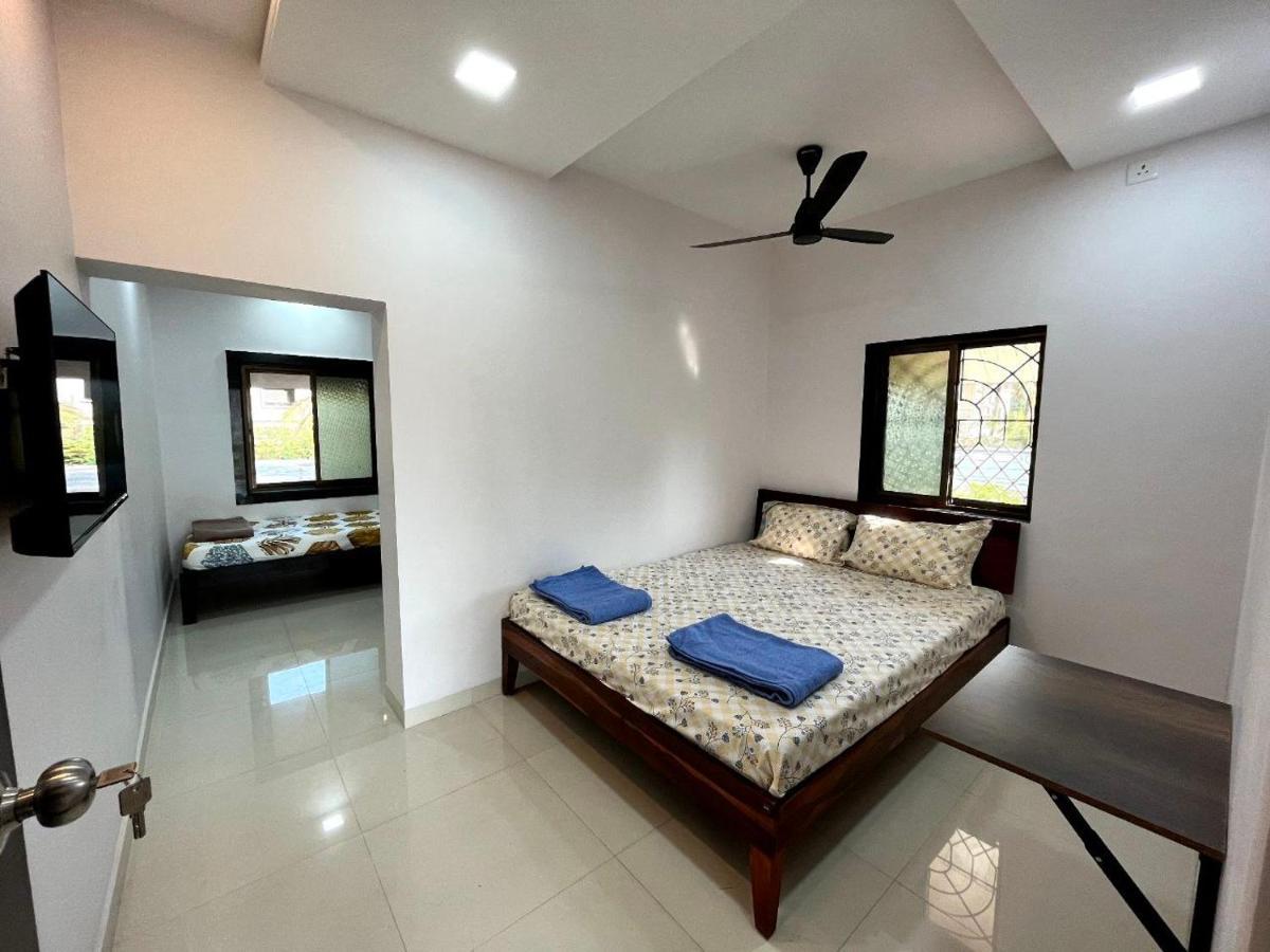 Gayatri Homestay Ratnāgiri Eksteriør billede